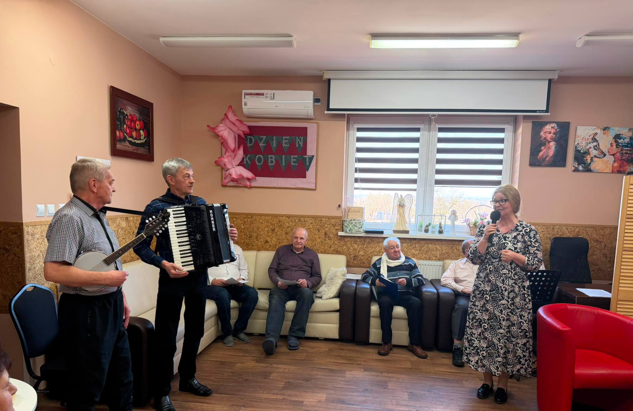 rozpoczęcie przedstawienia