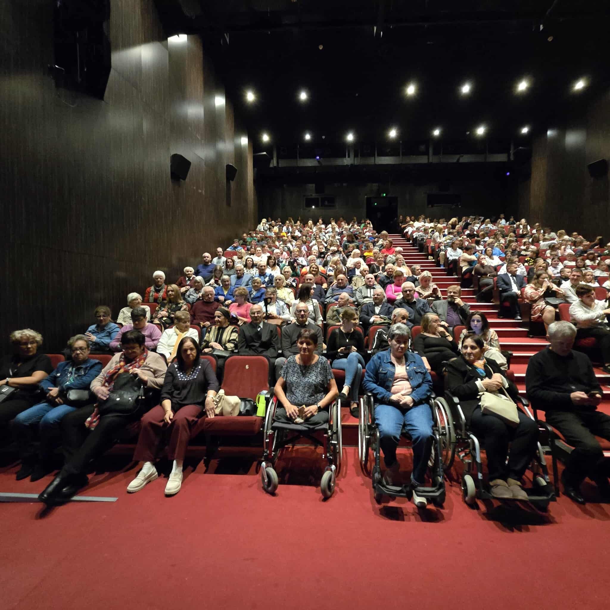 oczekiwanie na&nbsp;seans