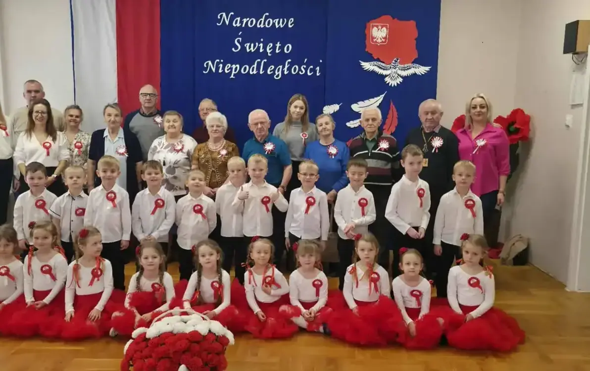 Zdjęcie do Wizyta w Przedszkolu Publicznym Połańcu  z okazji Narodowego Święta Niepodległości 