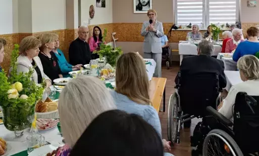 Przywitanie gości oraz rozpoczęcie uroczystego śniadania