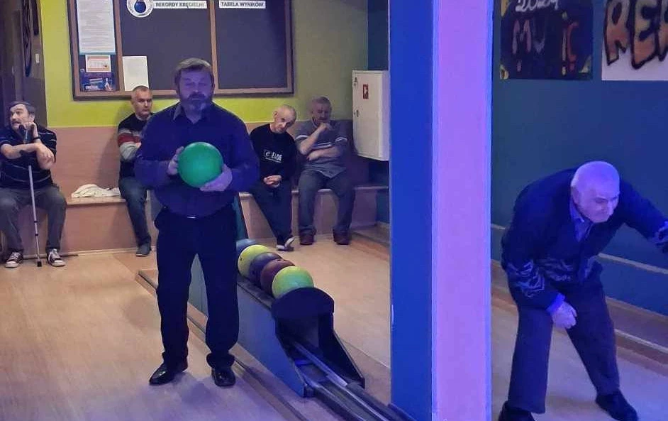 Zdjęcie do Podopieczni Środowiskowego Domu Samopomocy na kręglach